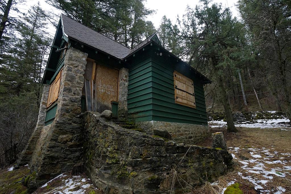 An abandoned building at the property that was formerly St. Ann's Retreat.
