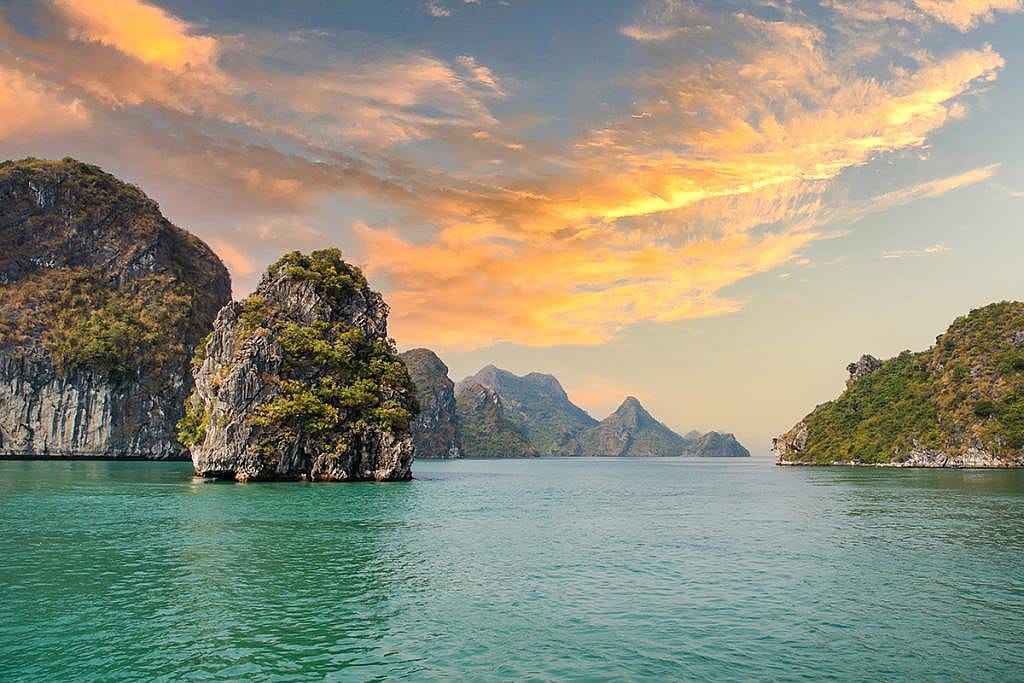A view of Hạ Long Bay in northern Vietnam with its emerald waters.