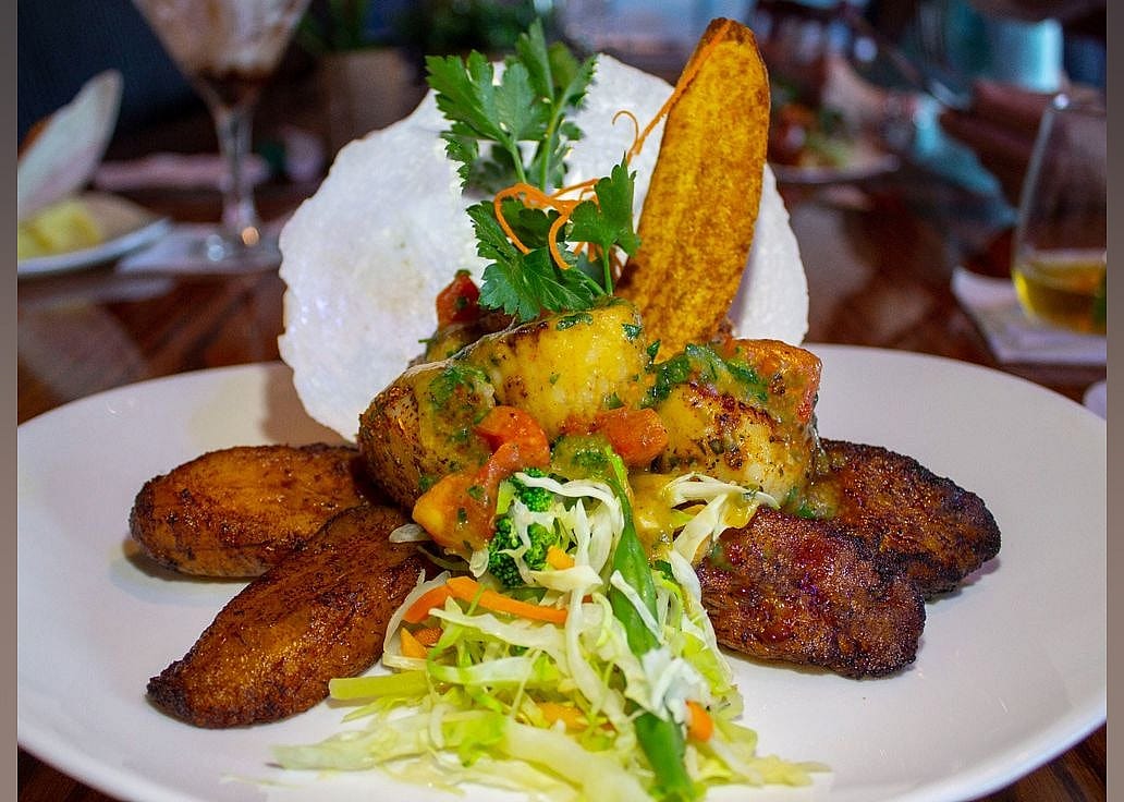 #6. Mo Bay Grill