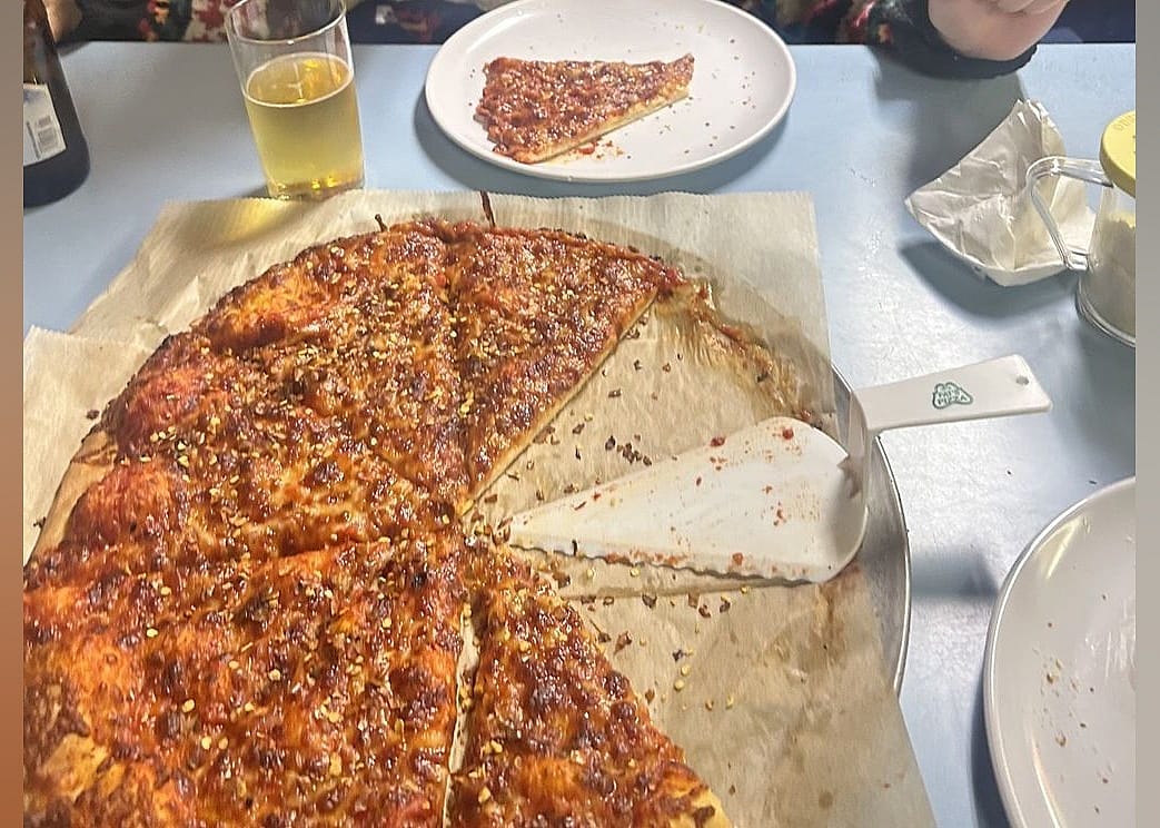 #4. Pat's Pizza