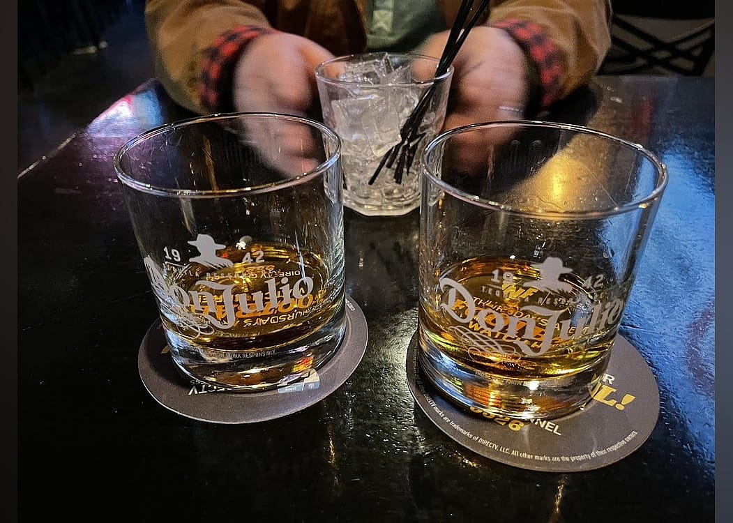 #12. Pour Sports Pub & Grille