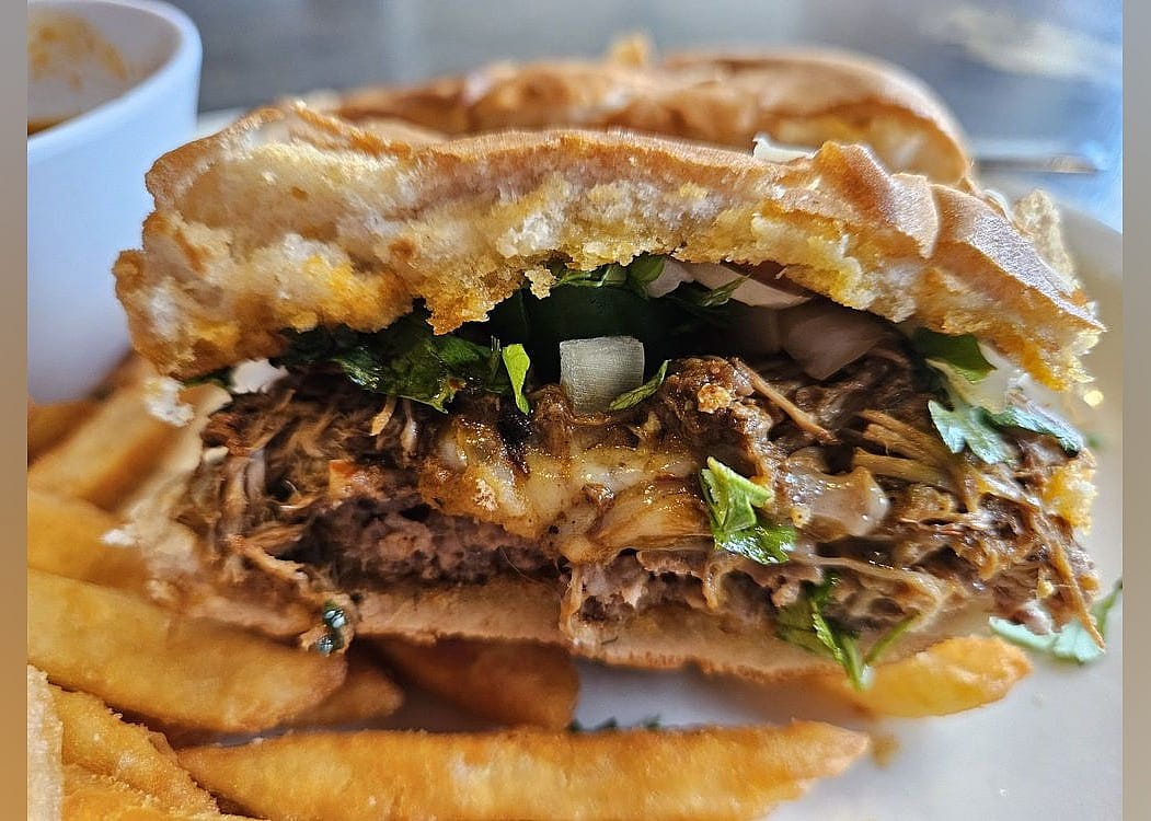 #3. 423 Taco