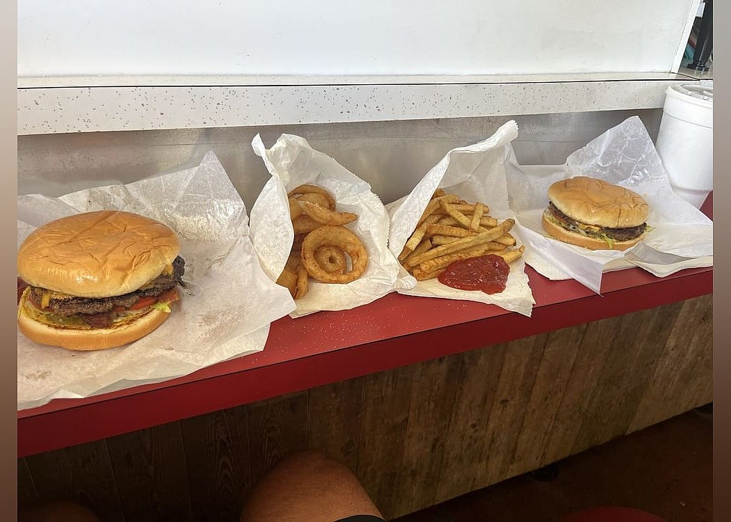 #7. Bill's Jumbo Burgers