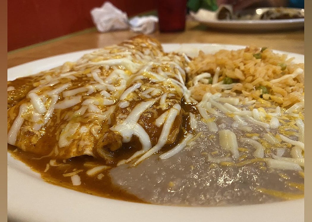 #4. Compadres Taqueria & Grill