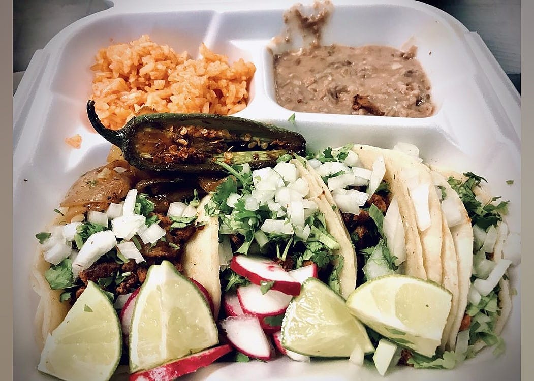 #18. Cheli's Food Truck