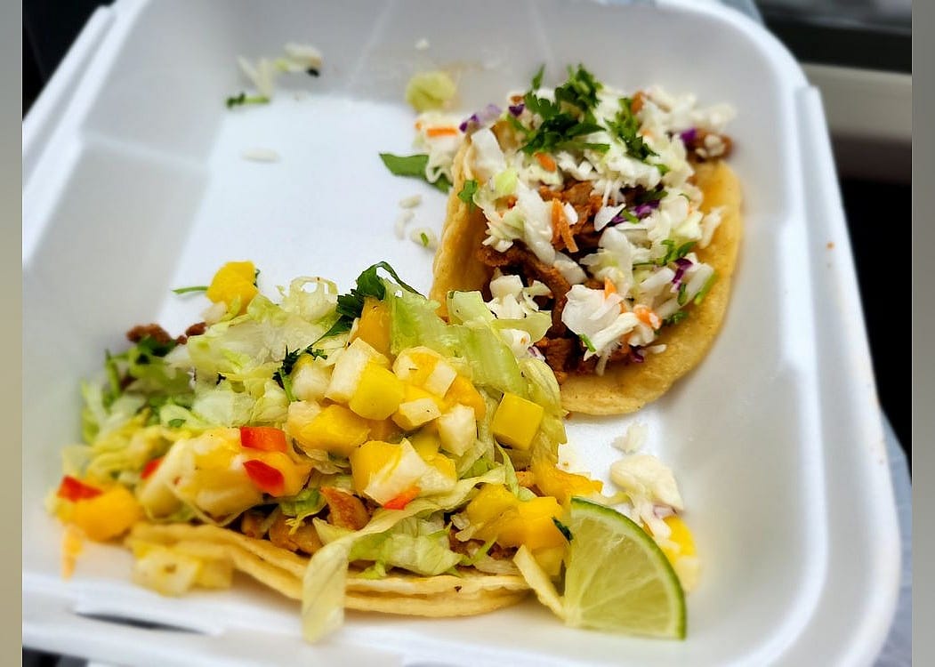 #2. El Fat Cat Grill