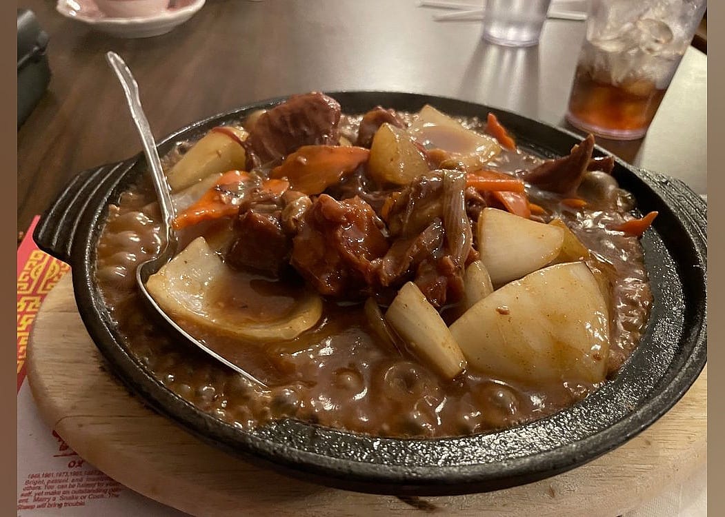 #1. Yummy House