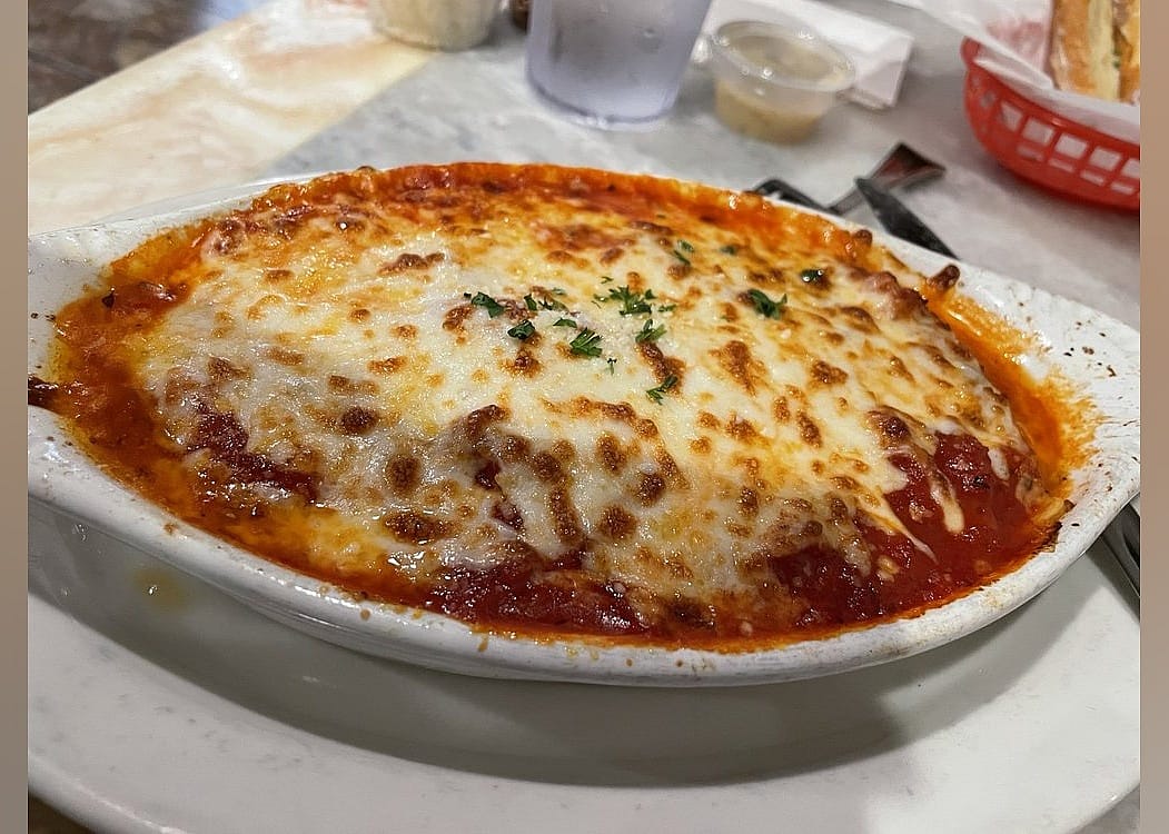 #3. Roma Cafe