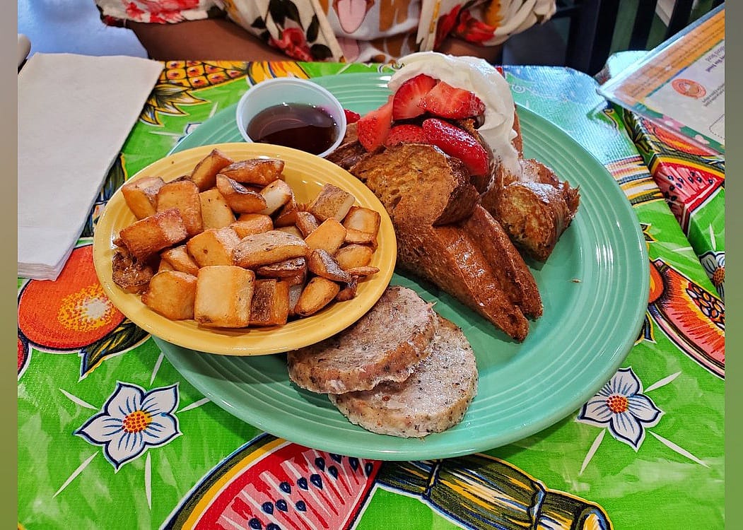#3. Flying Biscuit Café - The Villages