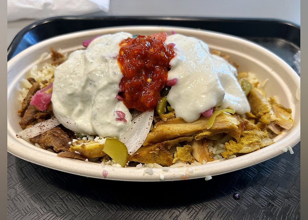 #4. Shawarma Non-Stop