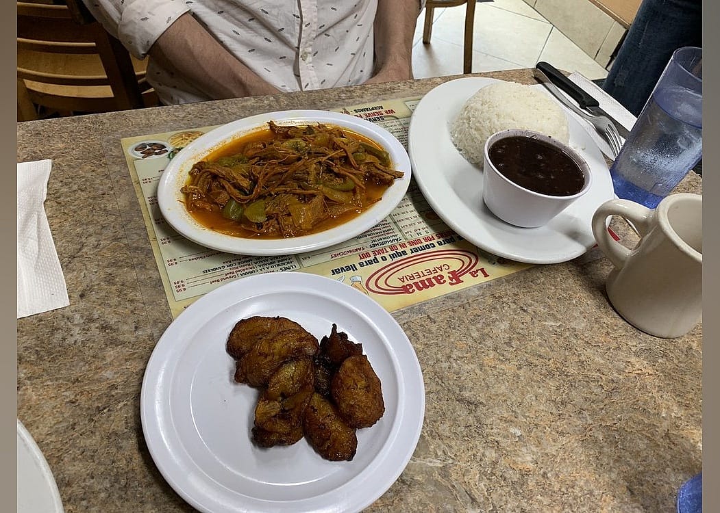#21. La Fama Cafeteria