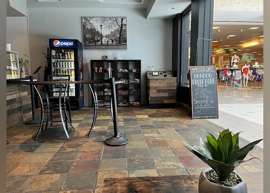 #8. Xpresso Café