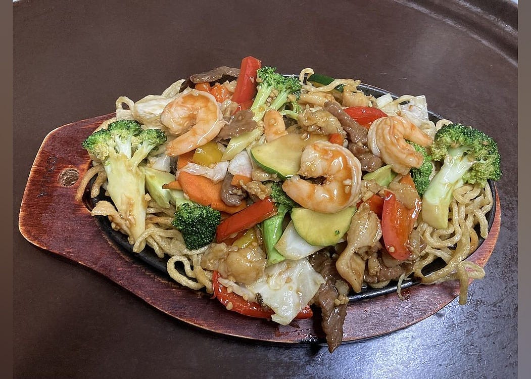 #13. Golden Star Restaurant
