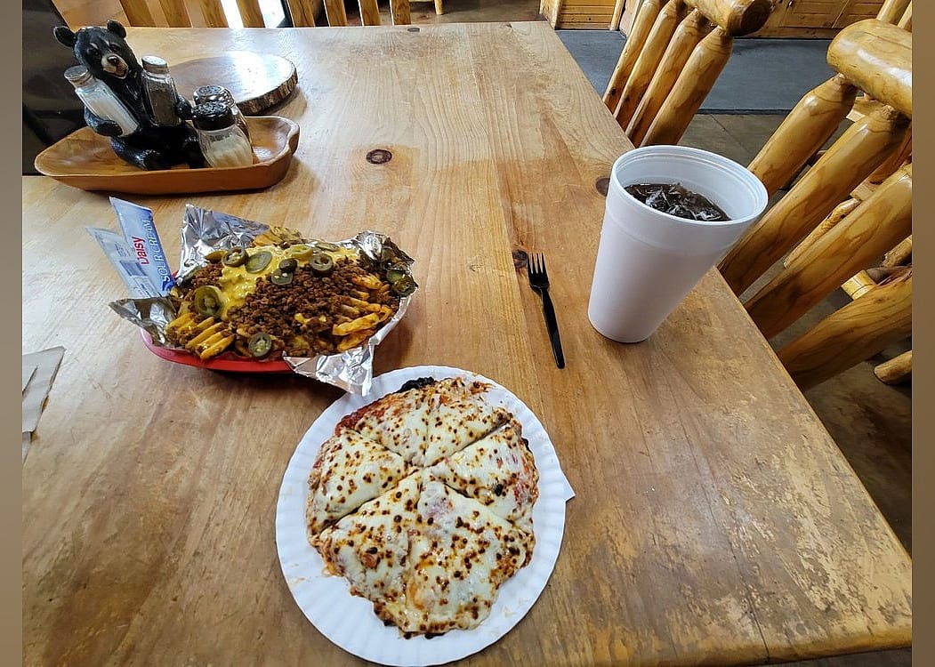 #9. Buck Creek Pizza - Dayton Station
