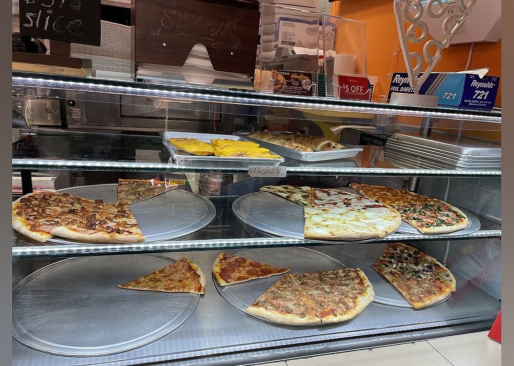 #27. Pizzeria Las Americas