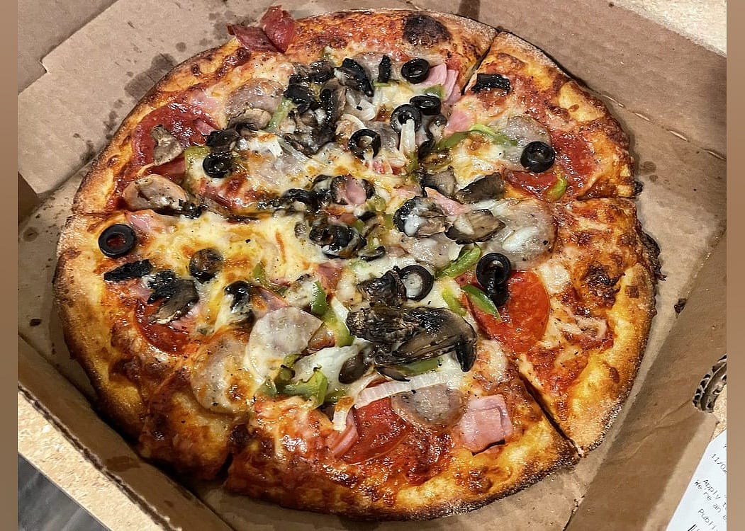 #6. Pacino's Pizzeria