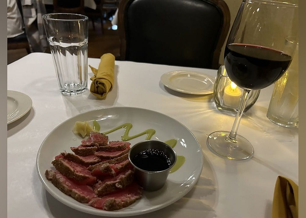 #4. O'Donoghue's Steaks and Seafood