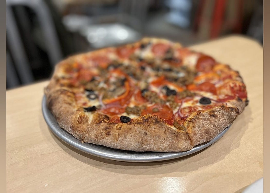 #8. Fiamma Pizza