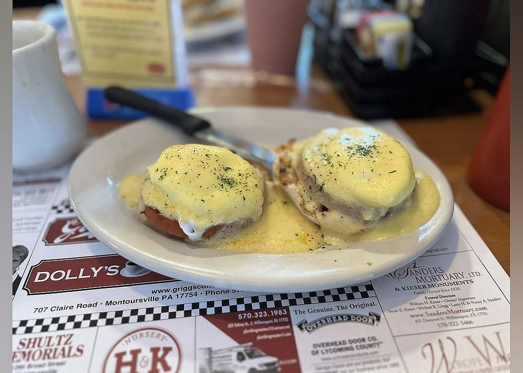 #18. Dolly's Diner & Griggs Coffee