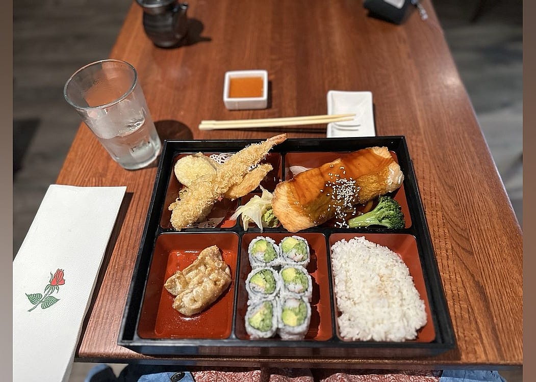 #6. Sakura Ramen & Sushi Bar