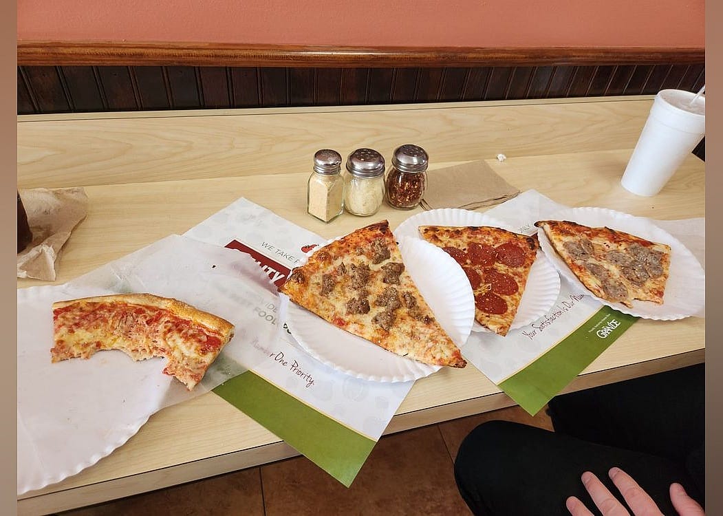 #28. Michelli's Pizzeria