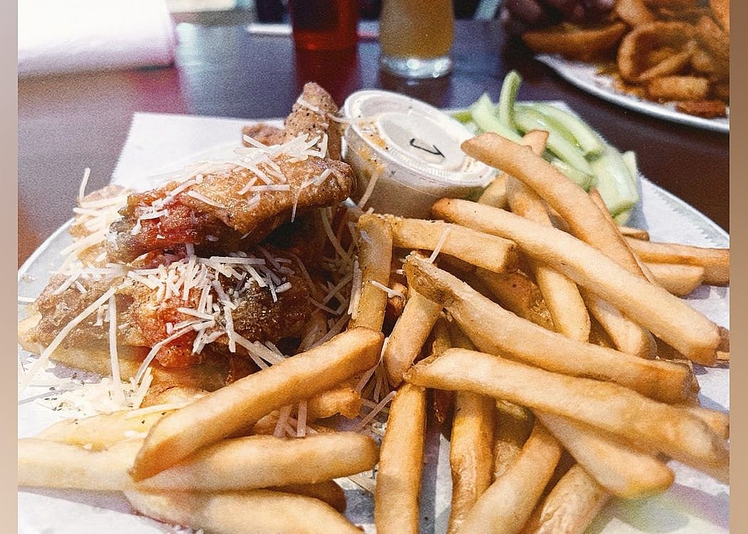 #9. Clay's Sports Cafe