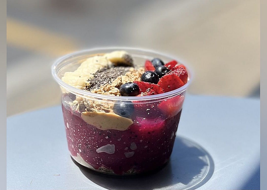 #1. Lina's Frozen Treats and Cafe