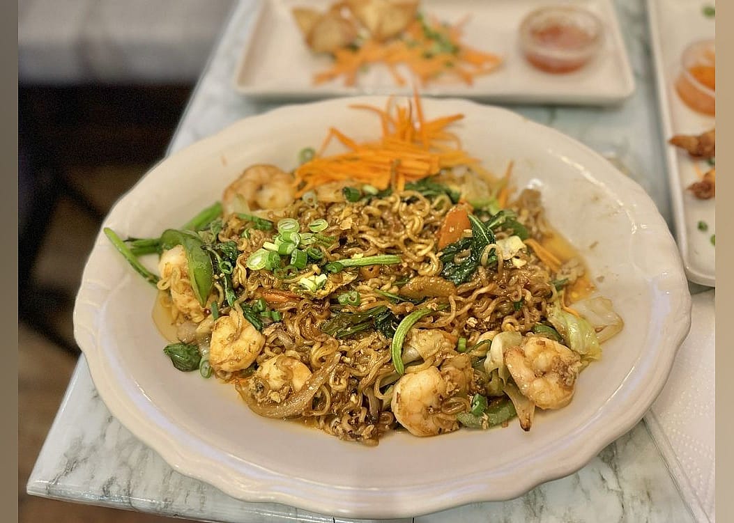 Thai: Thai Nola