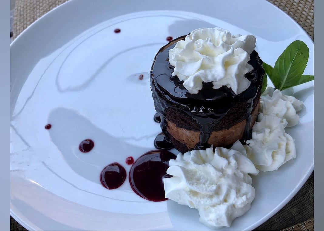 #22. Gourmet & Co