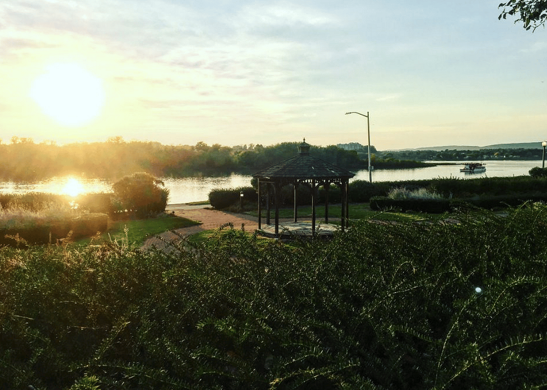 #6. Riverfront Park