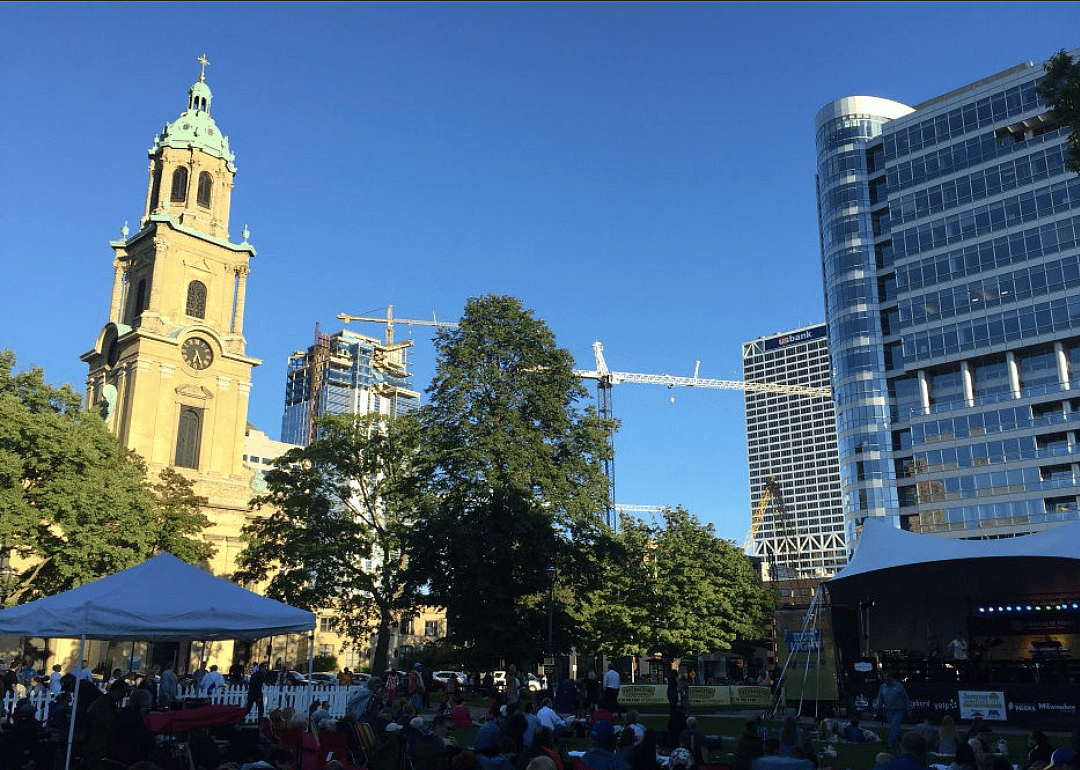 #1. Cathedral Square Park
