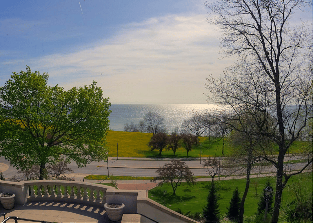#10. Lake Park
