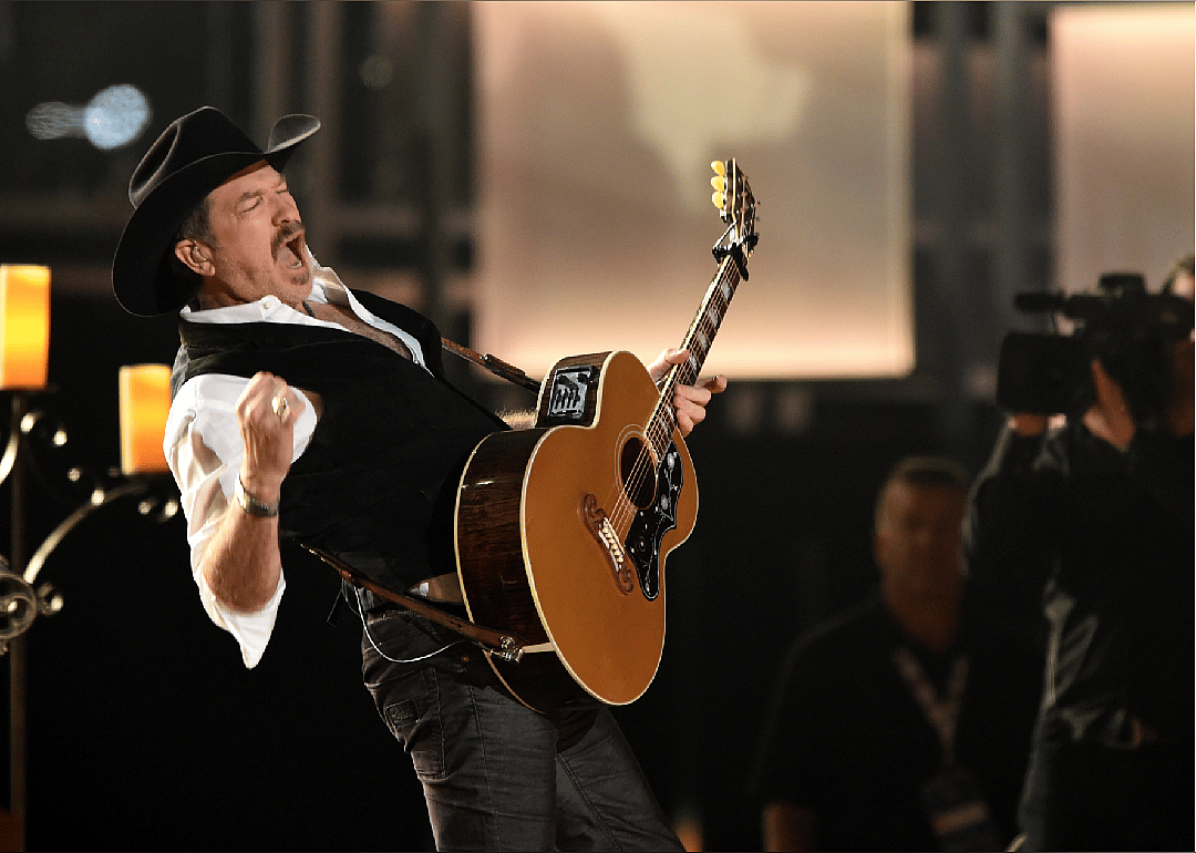 #25. Kix Brooks (tie)