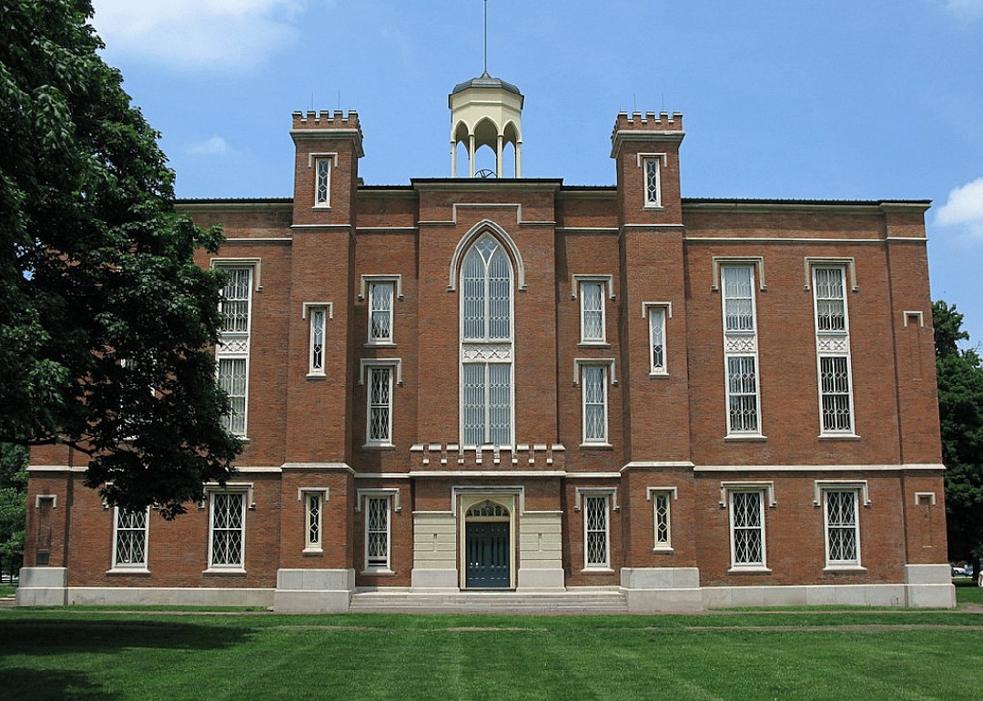 #62. Knox College