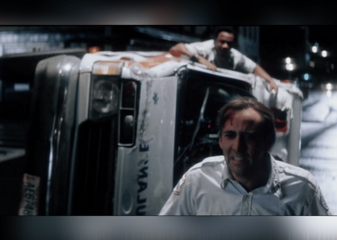 #21. Bringing Out the Dead (1999)
