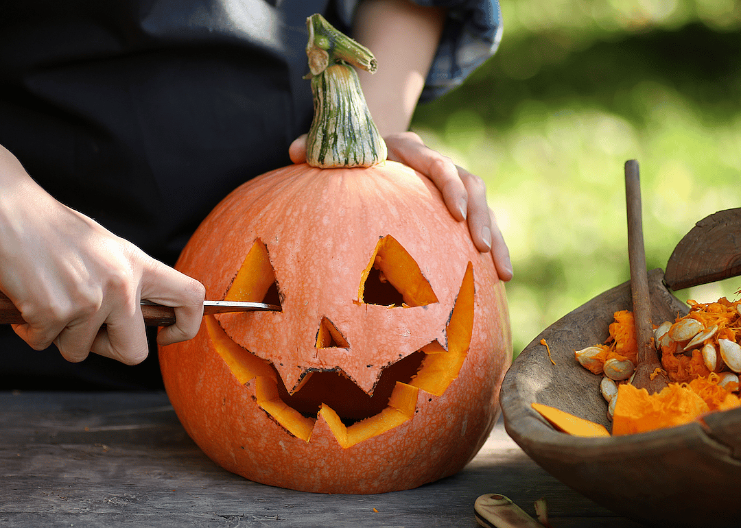 The fastest pumpkin carving was achieved in 16.47 seconds.