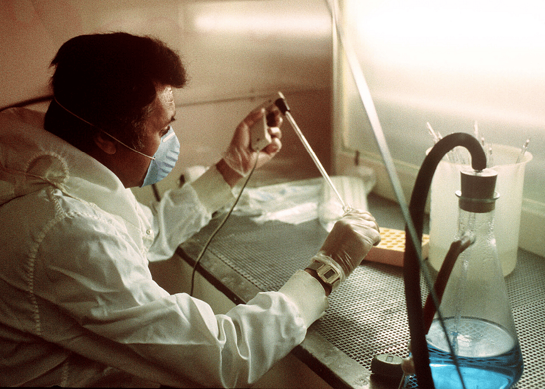 1985 answer: AIDS epidemic 