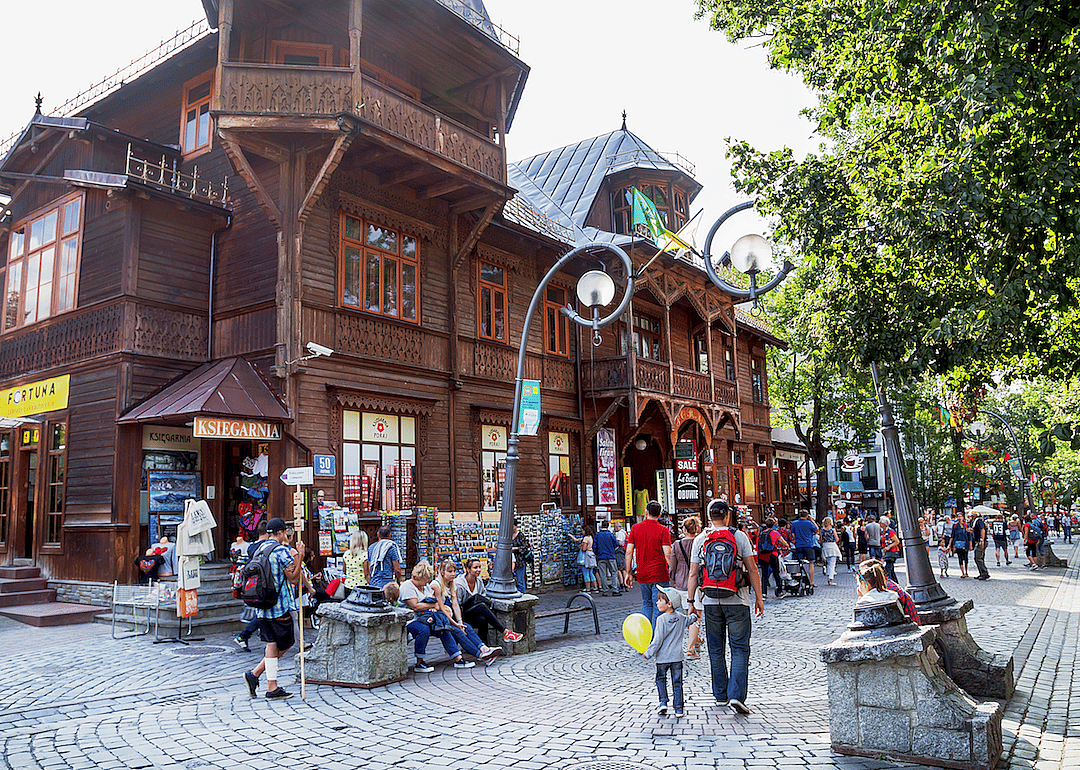 Poland: Old World charm-filled retirement