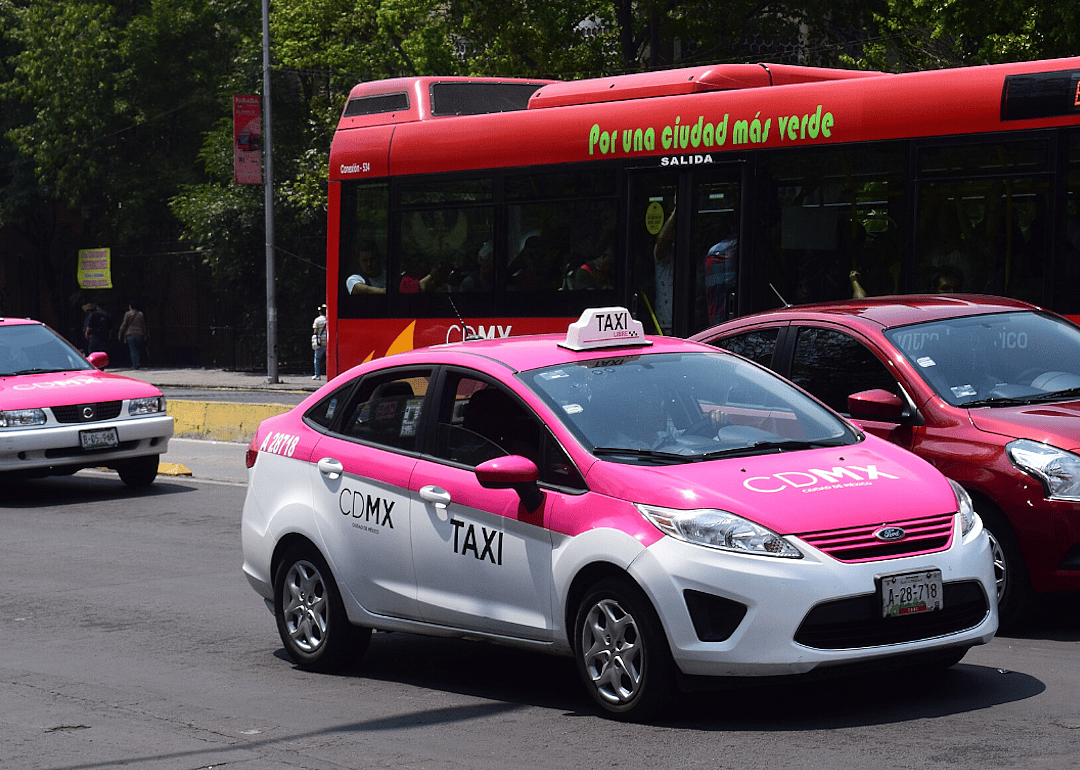 Mexico City is the easiest place in the world to catch a cab