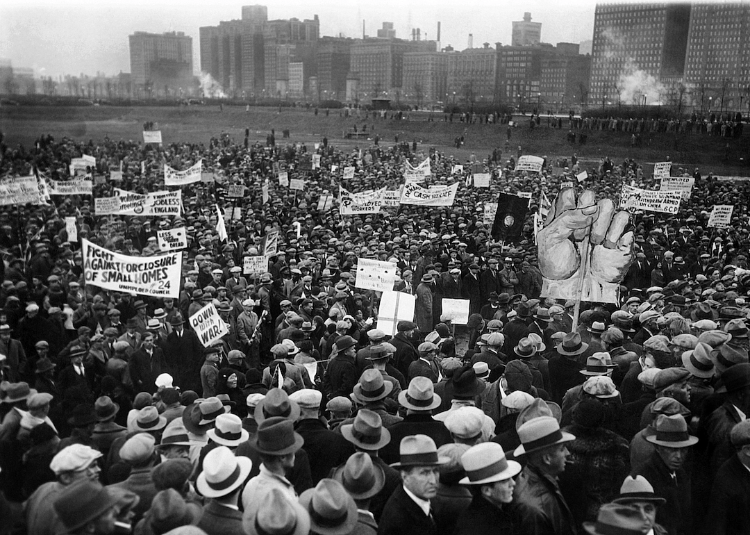 Unemployed workers protest in Chicago in 1932