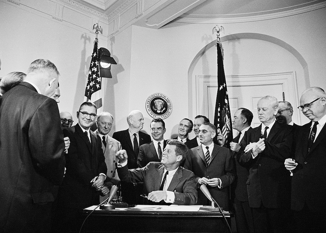 1962: Trade Expansion Act