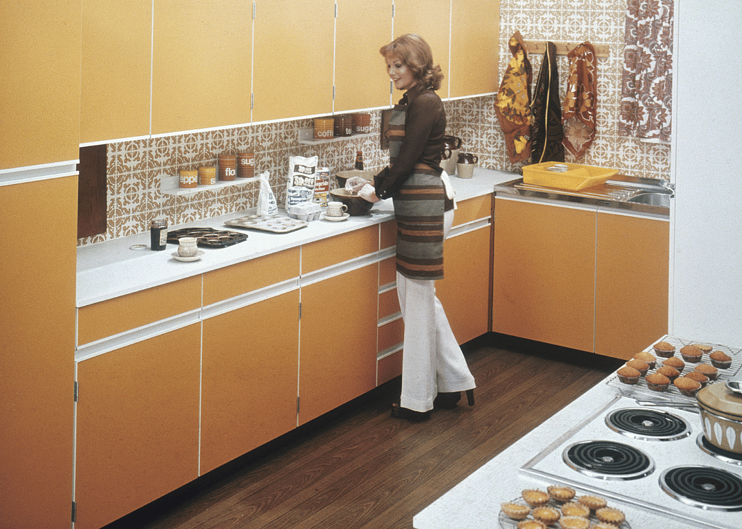 1970s: Harvest gold and avocado green