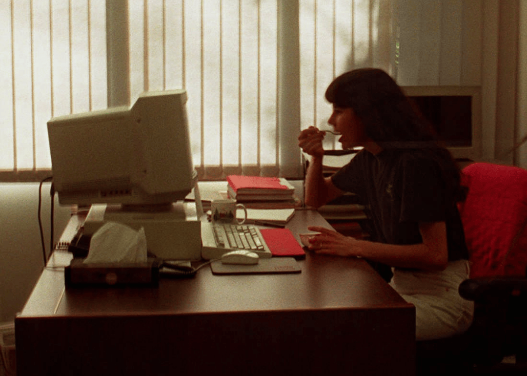 1995: World Wide Waiter goes online