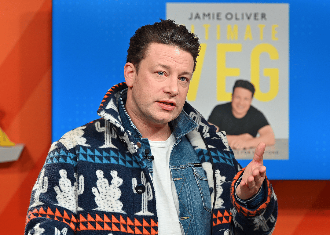 Jamie Oliver visits BuzzFeed's "AM To DM" to discuss his new book.