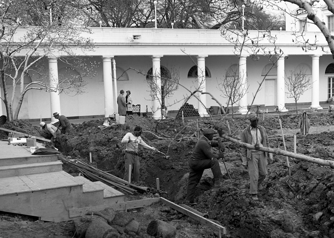 1962: Rose Garden reconstruction