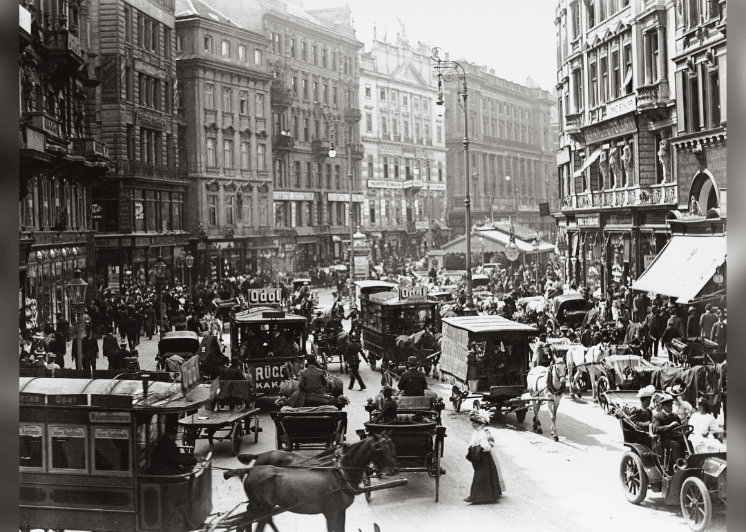 Art, music thrive in pre-war Vienna