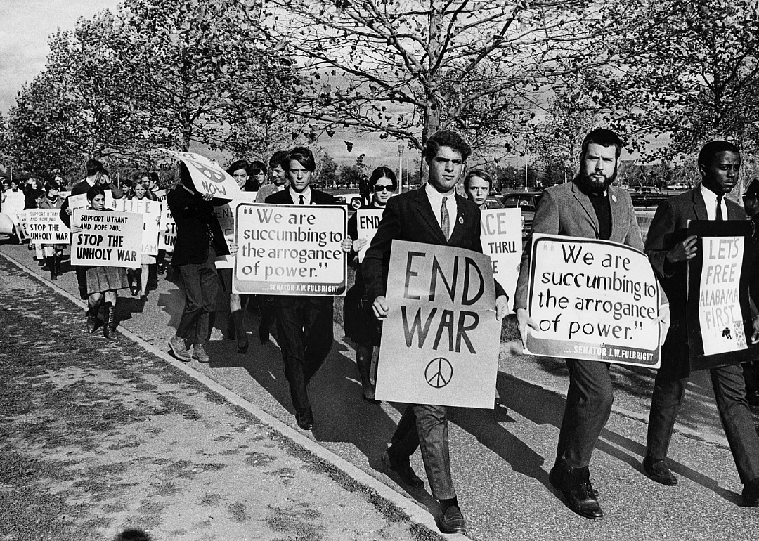 1966: Anti-war protests grow