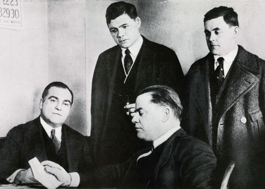 1918–19: WWI cuts short, postpones MLB seasons