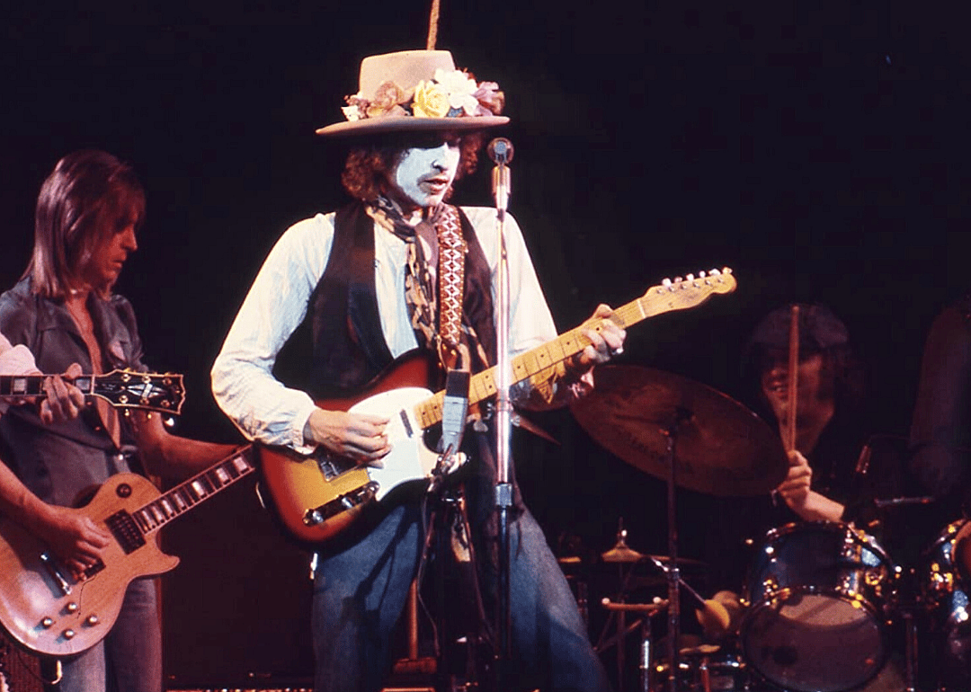 #19. Rolling Thunder Revue: A Bob Dylan Story by Martin Scorsese (tie)