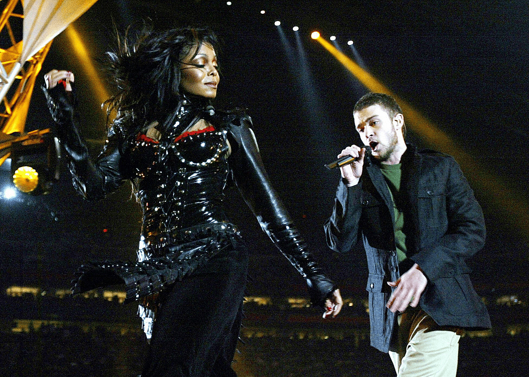 Super Bowl XXXVIII (2004)